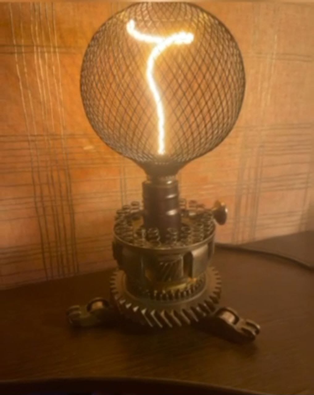 лампа в ретро стилі е-сто